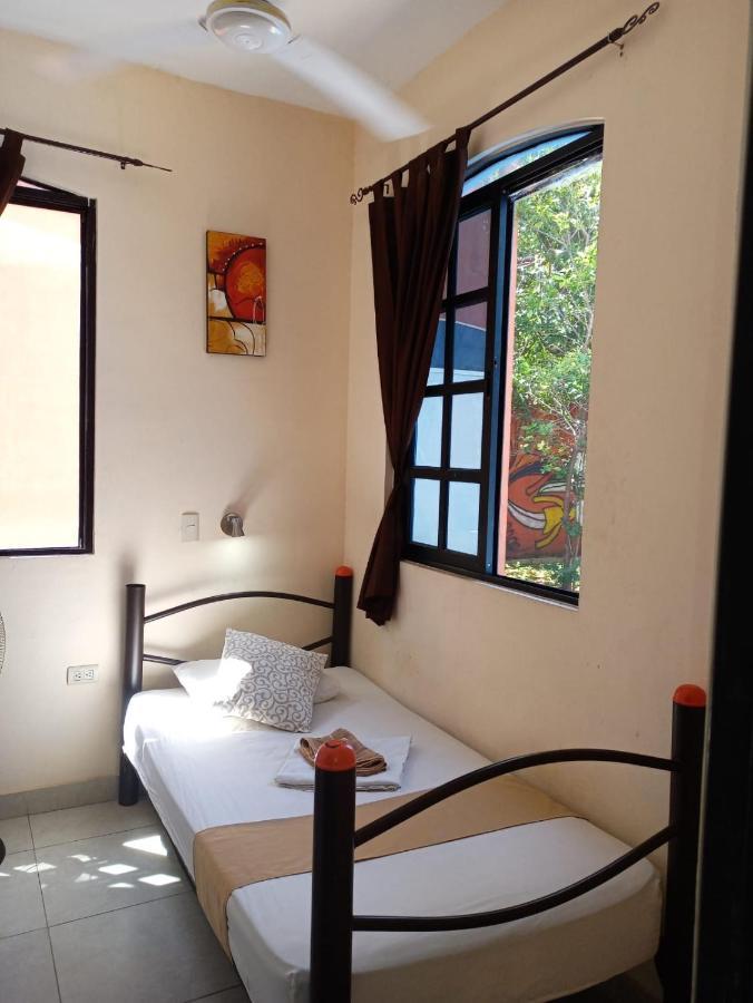 Hostal La Ermita Mérida Extérieur photo