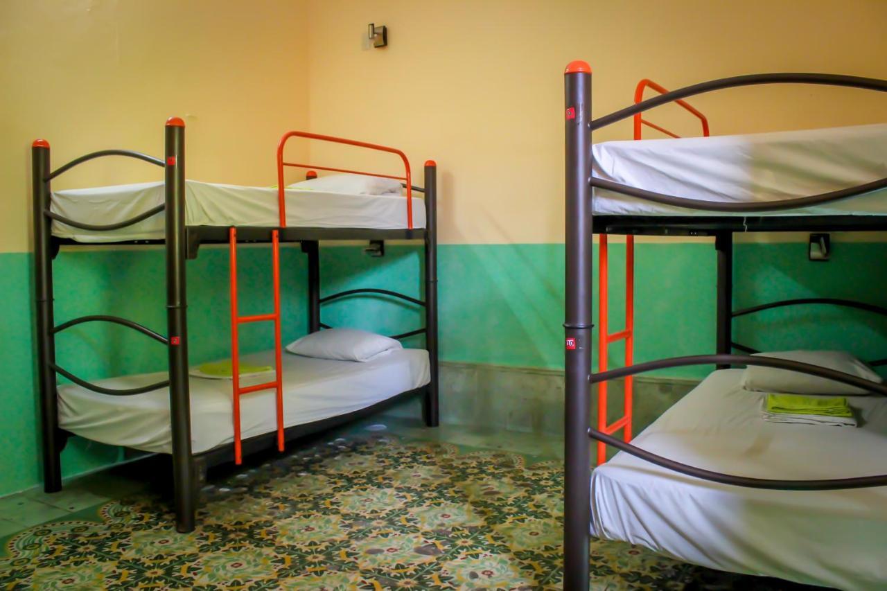 Hostal La Ermita Mérida Extérieur photo