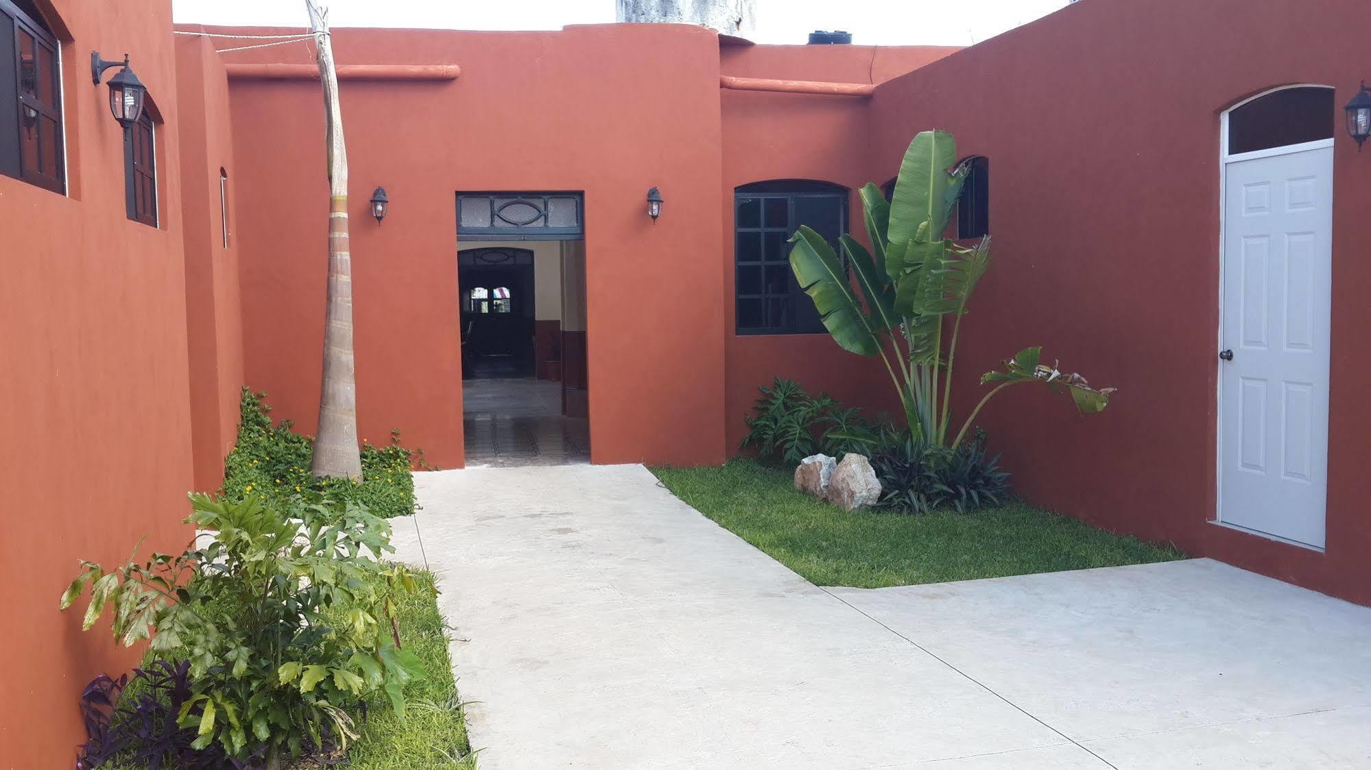 Hostal La Ermita Mérida Extérieur photo